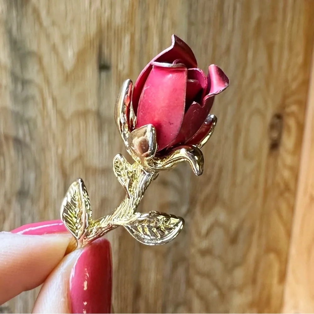 2 floral  Brooches